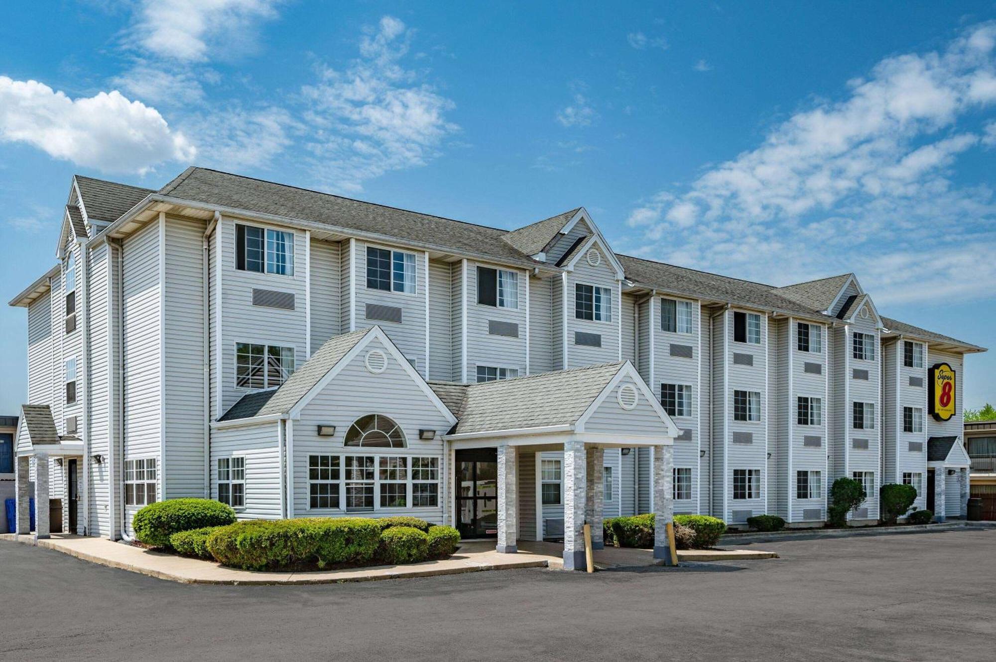 Hotel Super 8 By Wyndham Joliet Exterior foto